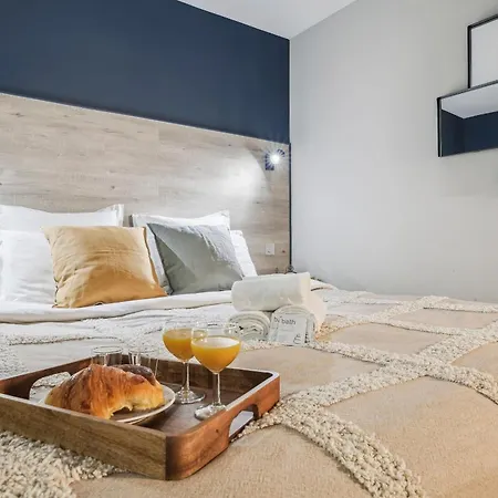 Apartment Eiffel Tower & Invalides - 1br - Cityapartmentstay *
