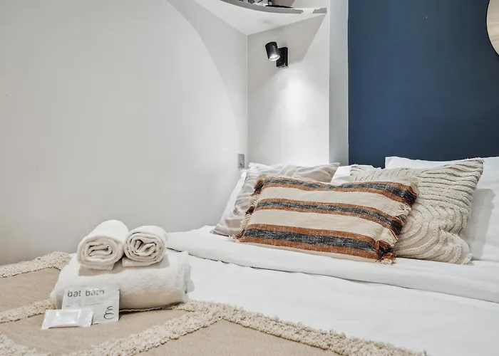 Apartman Eiffel Tower 1br Prime