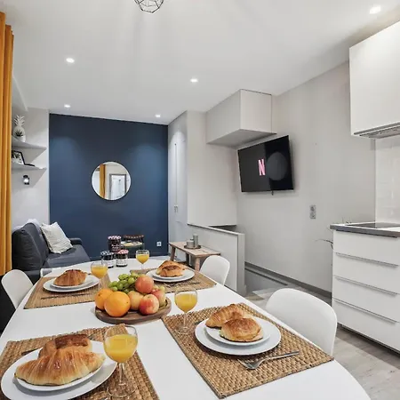 Eiffel Tower 1br Prime *