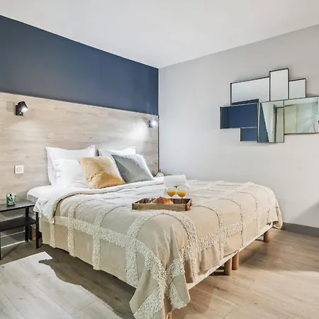 Eiffel Tower 1br Prime * パリ